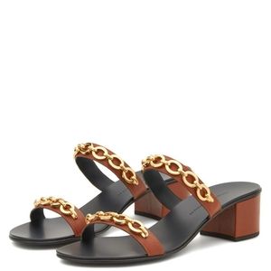 NWOT  Giuseppe Zanotti Chain Sandals